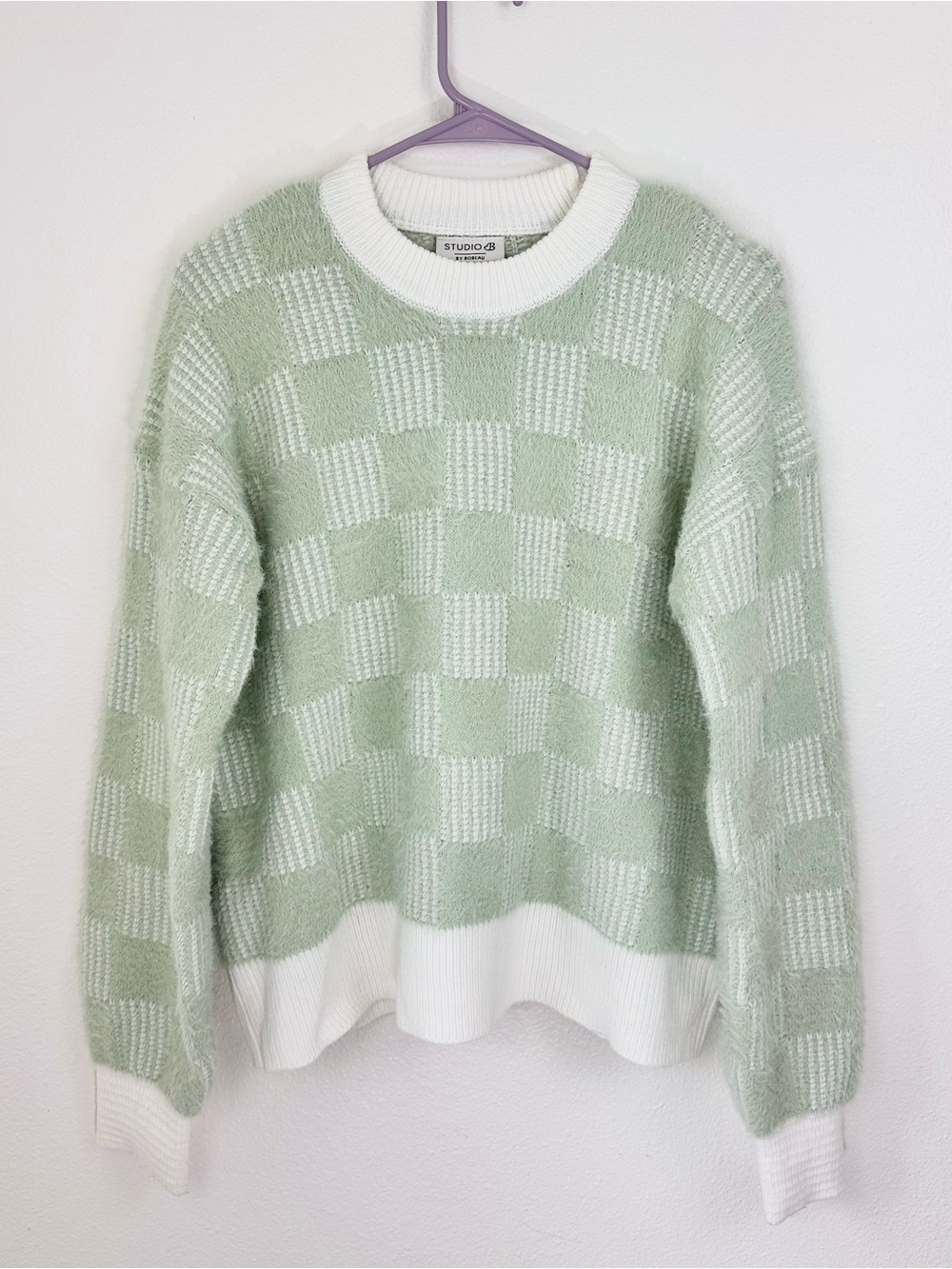 Studio B By Bobeau Mint Green Checkered Knit Sweater Medium Fuzzy Pullover